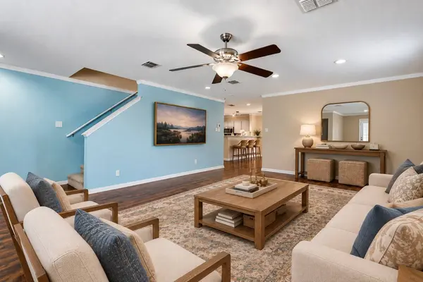 800 Poncho LN, Fort Worth, TX 76052
