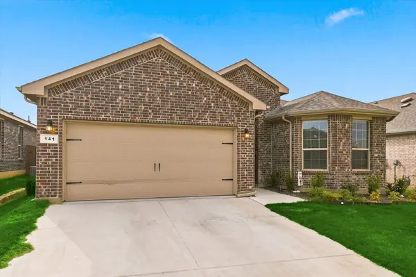 141 Medina LN, Rhome, TX 76078