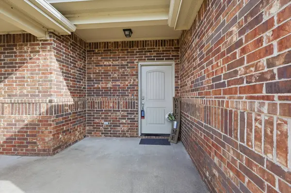 441 Buoy DR, Crowley, TX 76036
