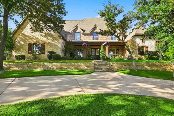 686 Knob Hill CT, Argyle, TX 76226