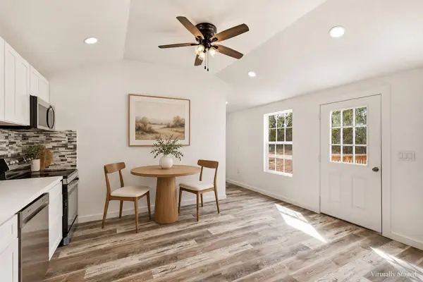 219 Cumberland TRL, Runaway Bay, TX 76458