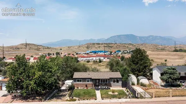 1372 Luna Drive, Fountain, CO 80817