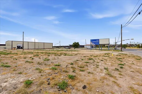 1630 3rd St, Big Spring, TX 79720