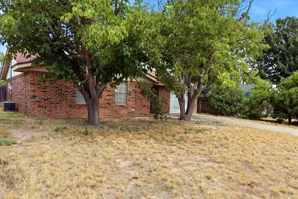 3237 Duke Ave, Big Spring, TX 79720