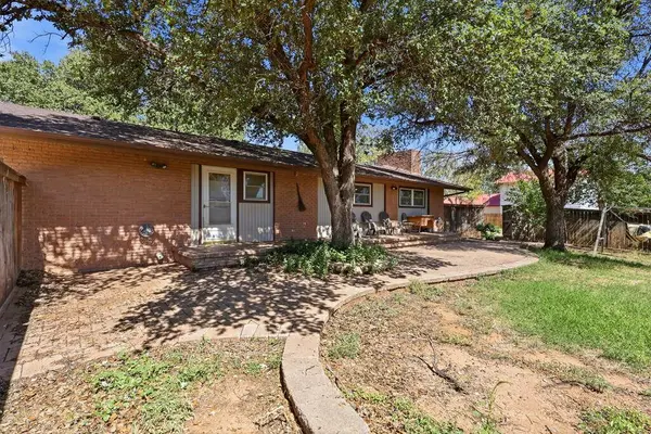 725 Marshall St, Colorado City, TX 79512
