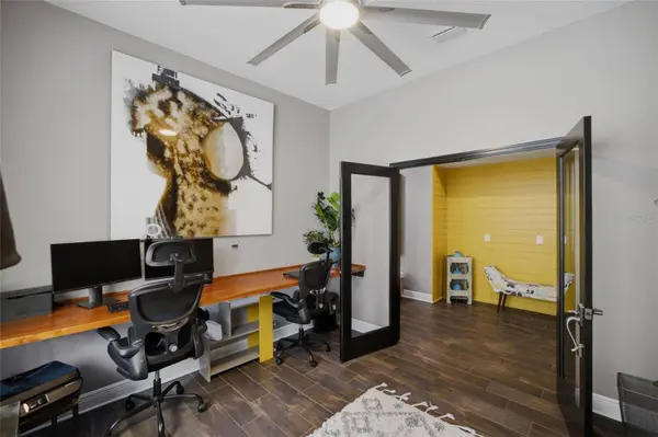 2516 W CURTIS ST, Tampa, FL 33614