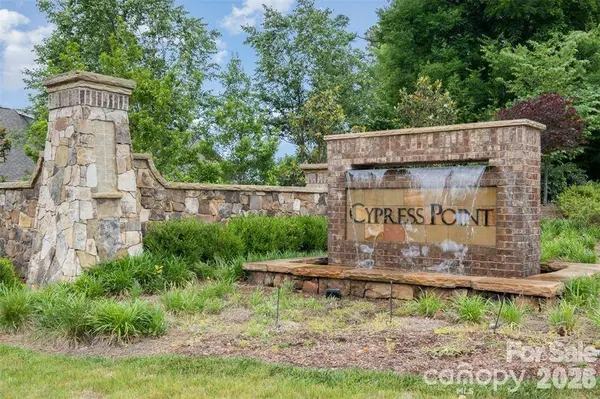 629 Cypress Glen LN, Clover, SC 29710
