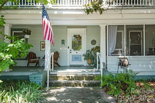 221 Main ST, Clover, SC 29710