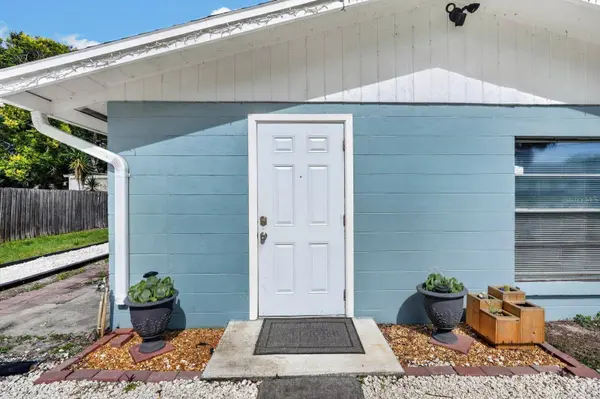 1214 FLOMICH ST, Daytona Beach, FL 32117