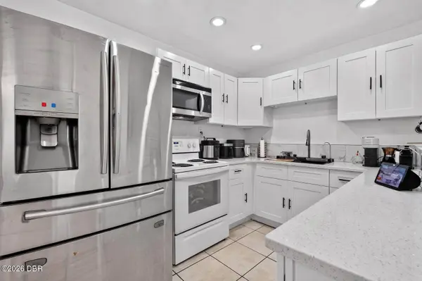 1214 Flomich ST, Daytona Beach, FL 32117