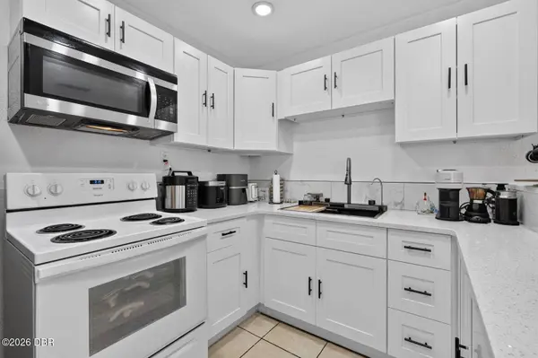 1214 Flomich ST, Daytona Beach, FL 32117