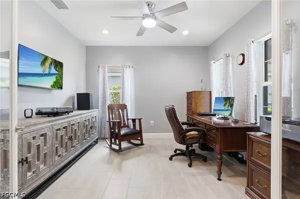 3121 Heritage Pines DR, Fort Myers, FL 33905