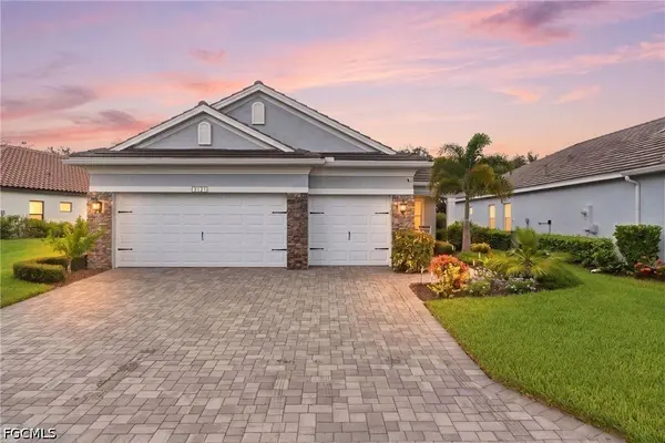 3121 Heritage Pines DR, Fort Myers, FL 33905