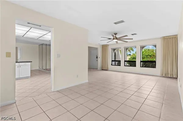 403 SE 33rd TER, Cape Coral, FL 33904
