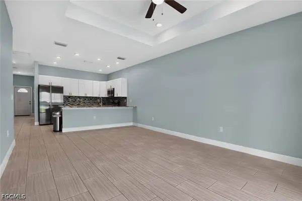 5209/5211 24th ST SW, Lehigh Acres, FL 33973
