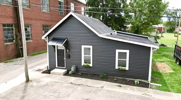 2 Ing Street, Kingston, OH 45644