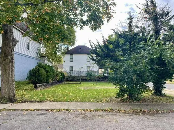 294 4th St