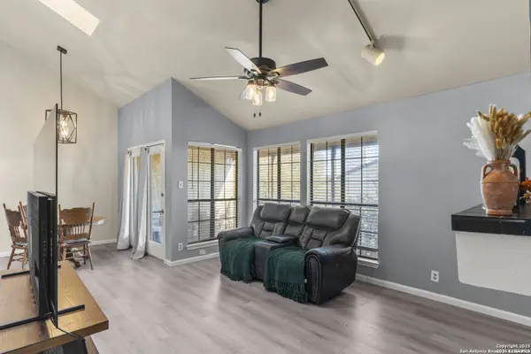 6100 Woodlake #312, San Antonio, TX 78244