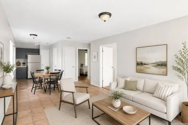 7575 Windsor Oaks
