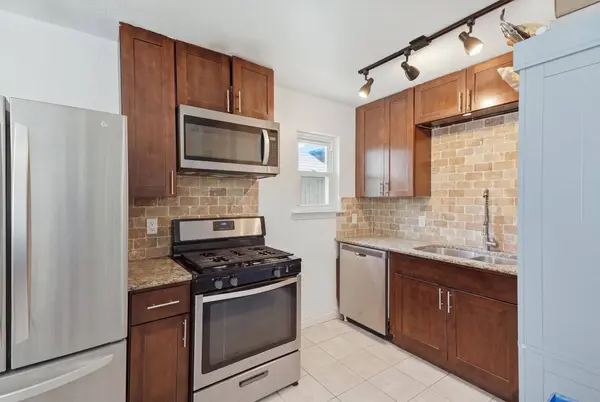 7208 Van Natta LN, Fort Worth, TX 76112