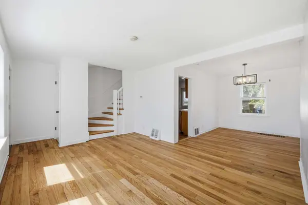6456 S Lockwood AVE, Chicago, IL 60638