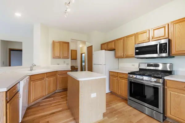 623 Saugatuk CIR, Romeoville, IL 60446