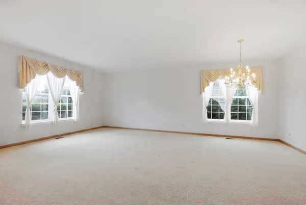 623 Saugatuk CIR, Romeoville, IL 60446