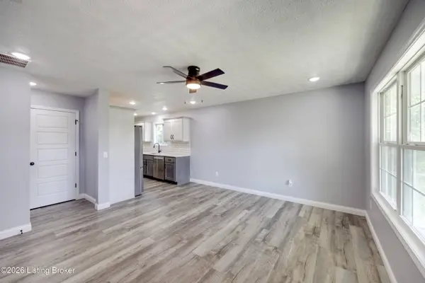 107 Winter Smith Ct, Elizabethtown, KY 42701