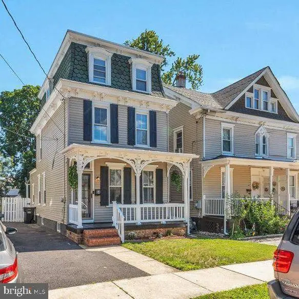 64 E CENTRE ST, Woodbury, NJ 08096