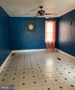 25 LAUREL AVE, Trenton, NJ 08618