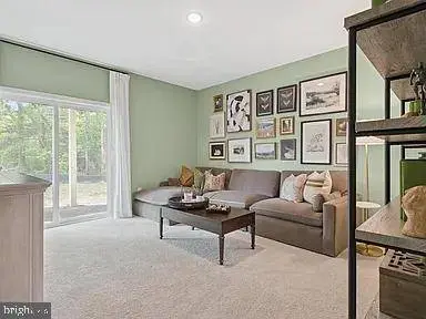 51 SILVERBELL AVE, Berlin, NJ 08009