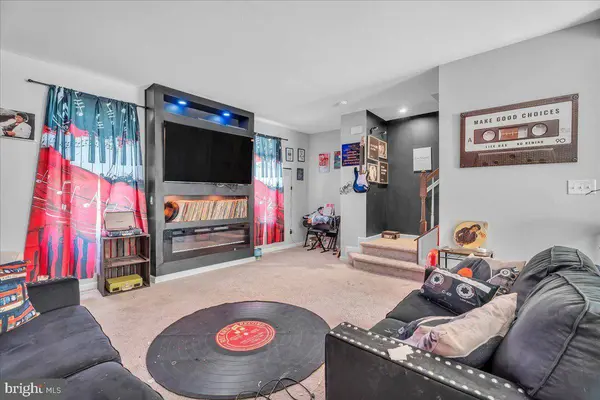 509 EVELYN WAY, Swedesboro, NJ 08085