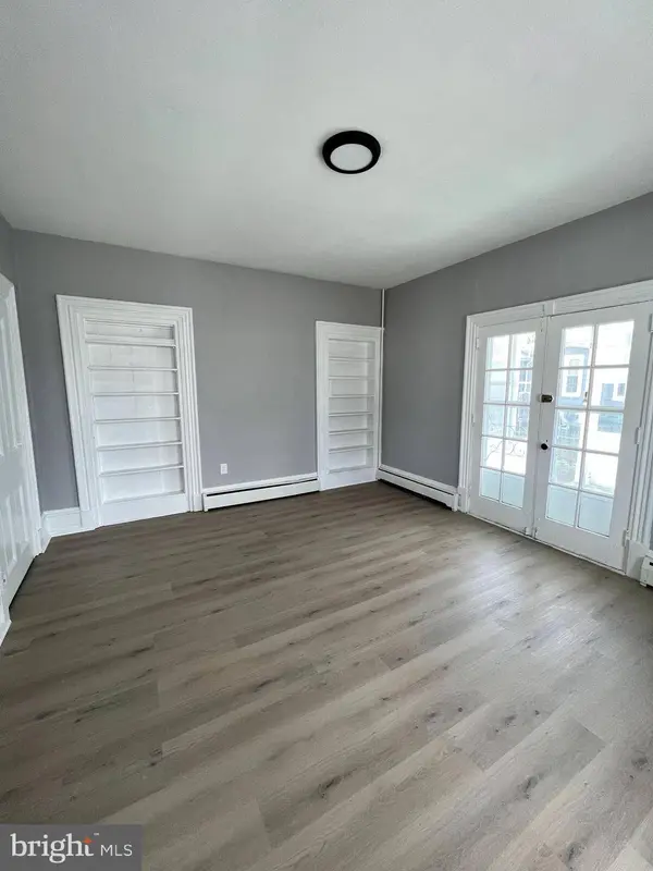 141 W MAIN ST, Penns Grove, NJ 08069