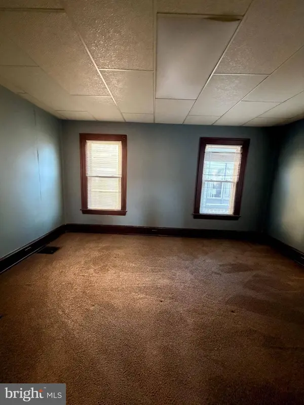 212 HELMS AVE #FIRST FLOOR, Swedesboro, NJ 08085