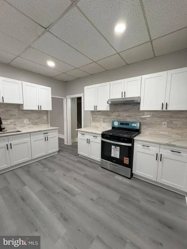449 CHAMBERS AVE, Gloucester City, NJ 08030