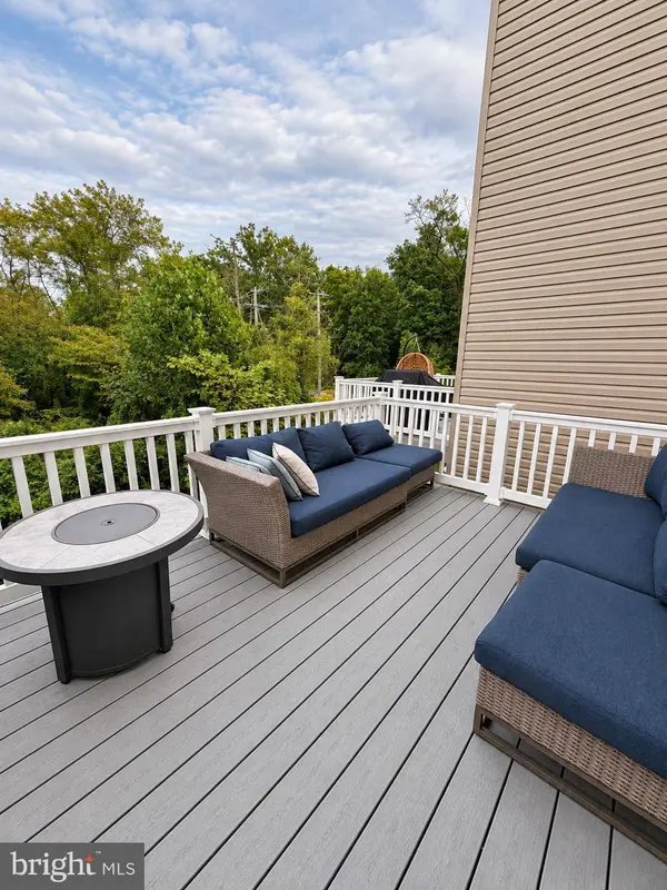 58 PEACOCK CIR, Sewell, NJ 08080