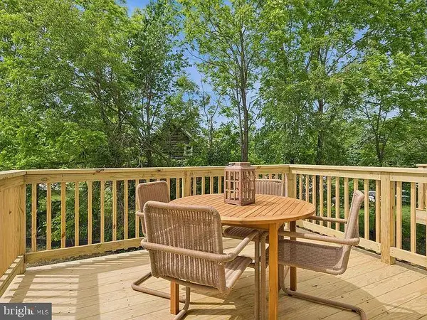 43 SILVERBELL AVE, Berlin, NJ 08009