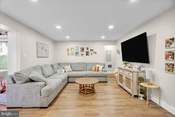 13 BRIGHTON PL, Sewell, NJ 08080