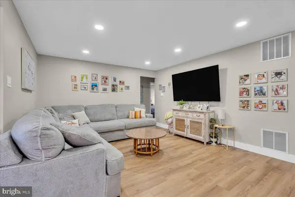 13 BRIGHTON PL, Sewell, NJ 08080