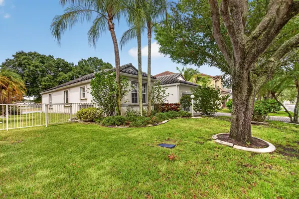 6621 NW 78th DR, Parkland, FL 33067