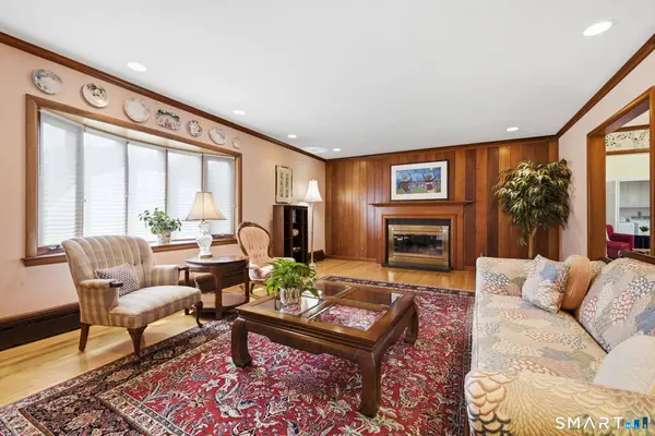 30 West Ridge Drive, West Hartford, CT 06107