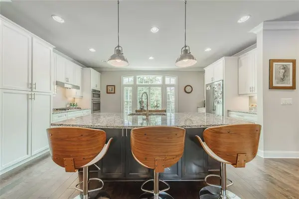 690 Arklow DR, Alpharetta, GA 30004