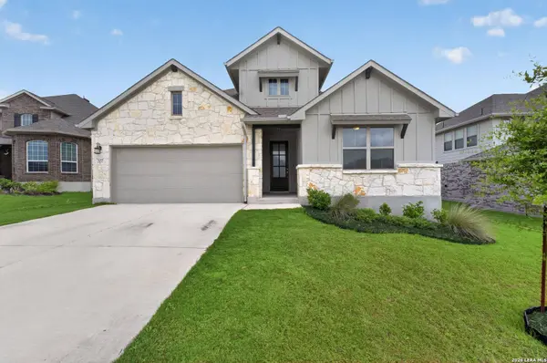 207 Foxtail Woods