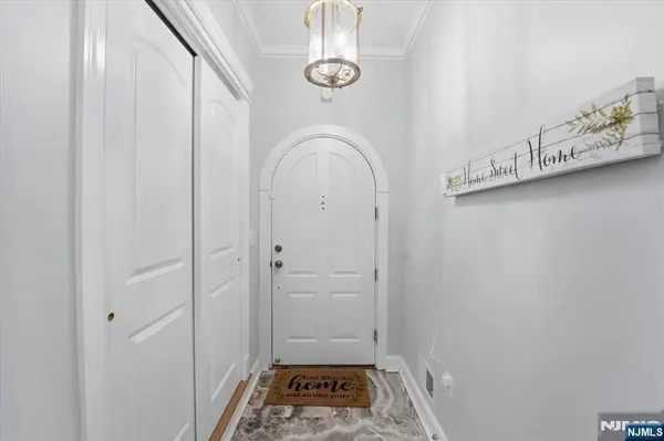 60 Stewart AVE, Kearny, NJ 07032