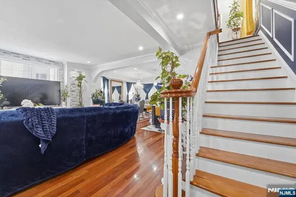 60 Stewart AVE, Kearny, NJ 07032