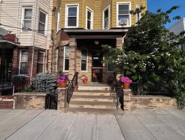 1810 PALISADE AVE #1R, Union City, NJ 07087