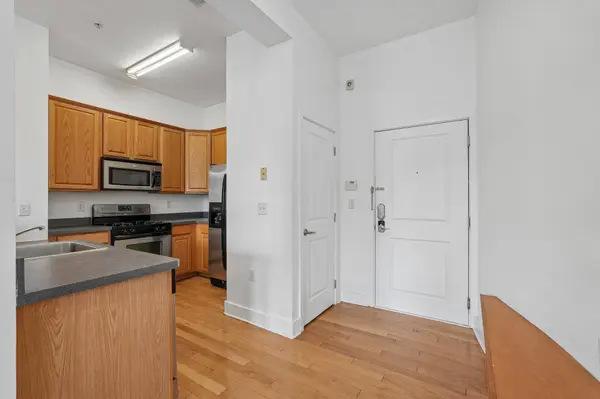 3 GREENWICH DR  #97, Jc West Bergen, NJ 07305
