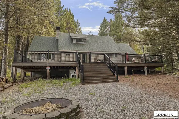 4793 Lodgepole Lane, Island Park, ID 83429