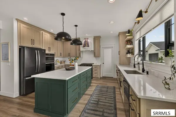3873 E Pond View Drive, Ammon, ID 83406