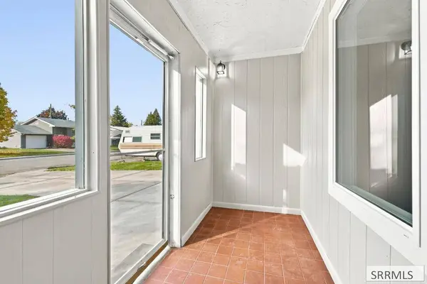 2193 Meadow Street, Idaho Falls, ID 83401